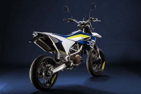 2015-Husqvarna-701-supermoto-08[1].jpg